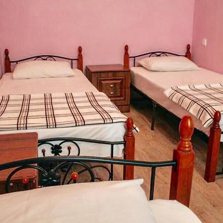Anna-Saria Guest House Гагра Екстериор снимка